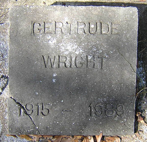 Gertrude Wright Gravestone Photo
