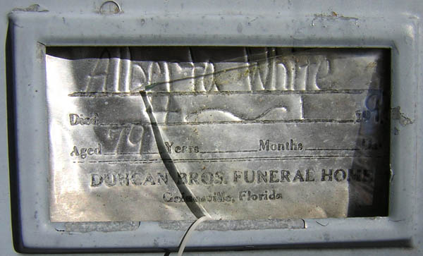 Alberta White Gravestone Photo