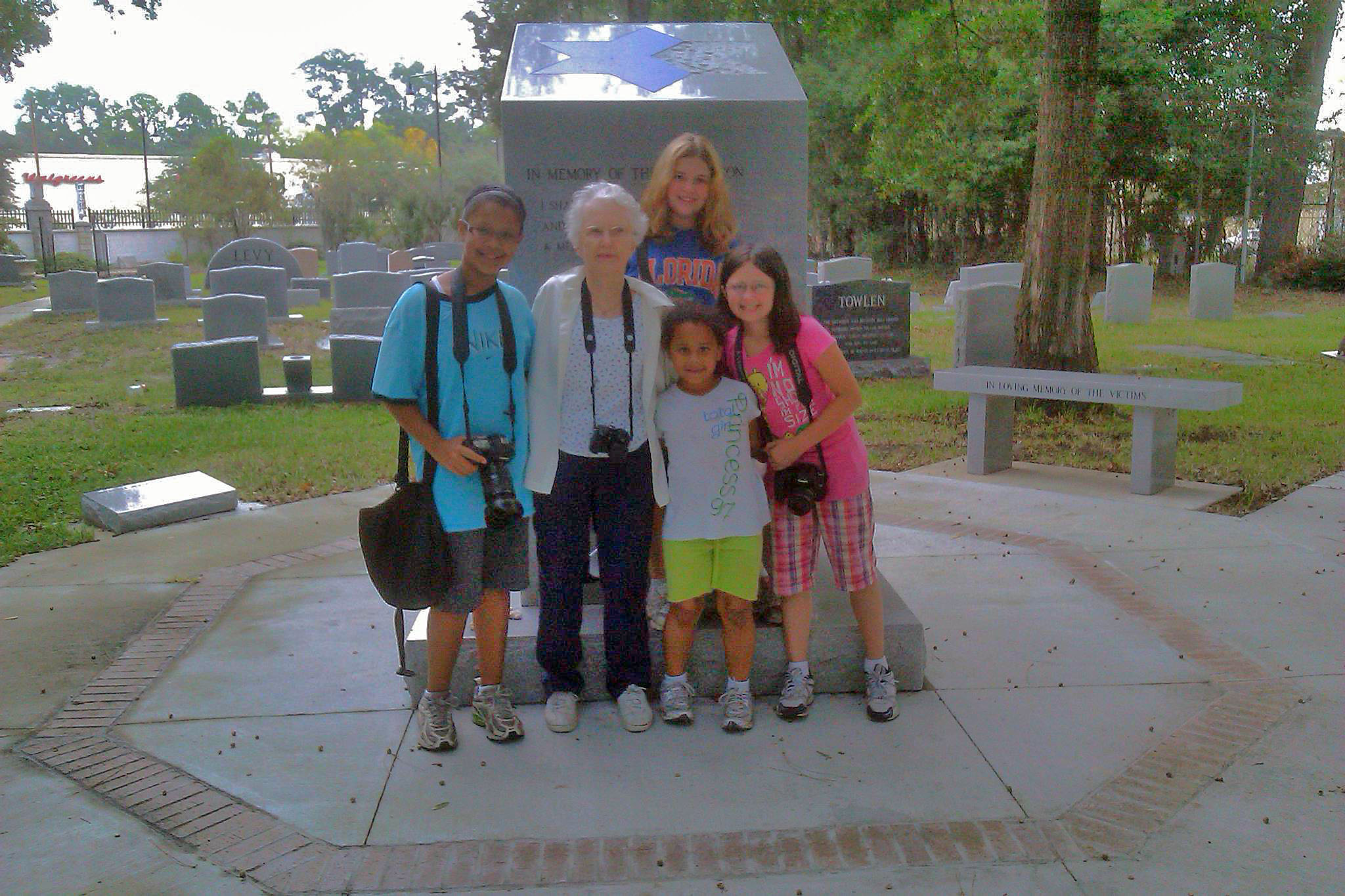 B'nai Israel Volunteers Group Photo