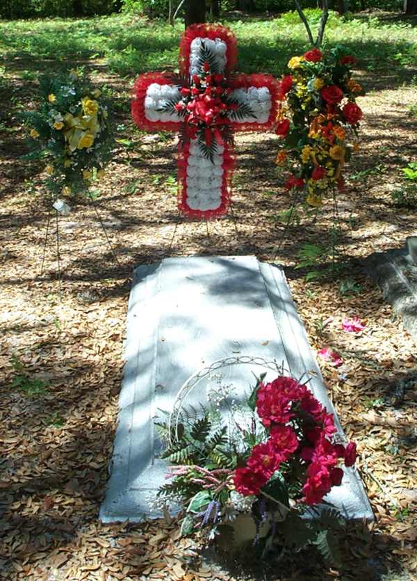  Unknown Gravestone Photo