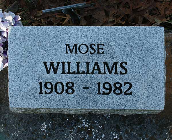 Mose Williams Gravestone Photo