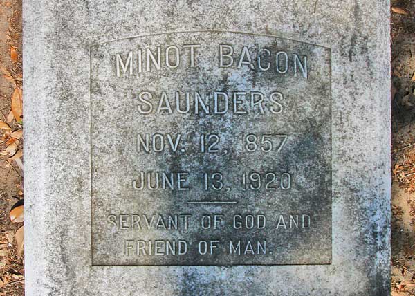 Minot Bacon Saunders Gravestone Photo