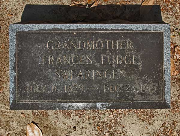 Frances Fudge Swearingen Gravestone Photo