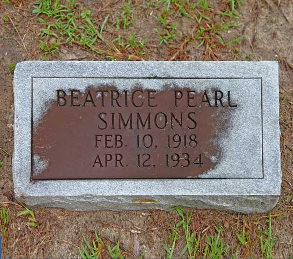 Beatrice Pearl Simmons Gravestone Photo