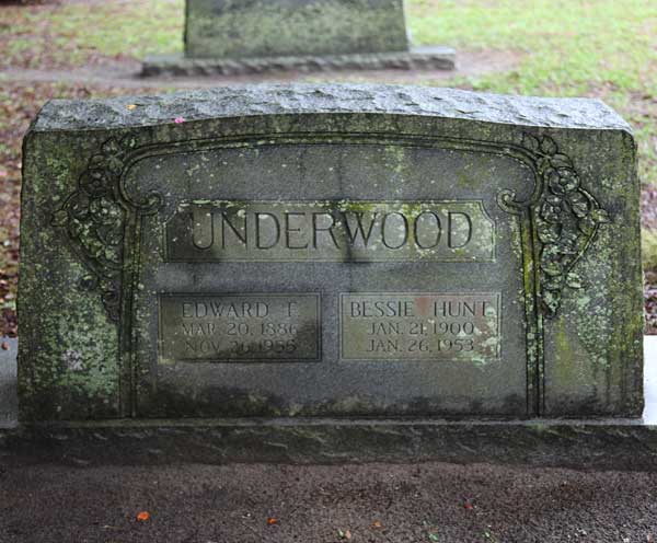 Edward E. & Bessie Hunt Underwood Gravestone Photo