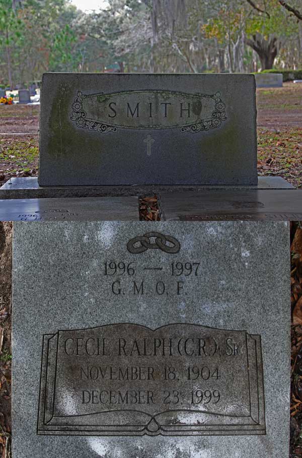 Cecil Ralph (C.R.) Smith Gravestone Photo