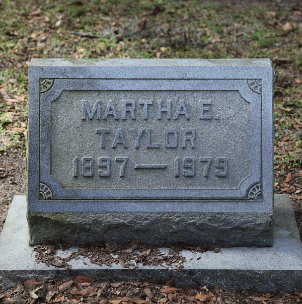 Martha E. Taylor Gravestone Photo