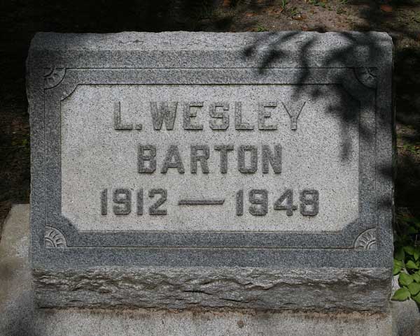 L. Wesley Barton Gravestone Photo