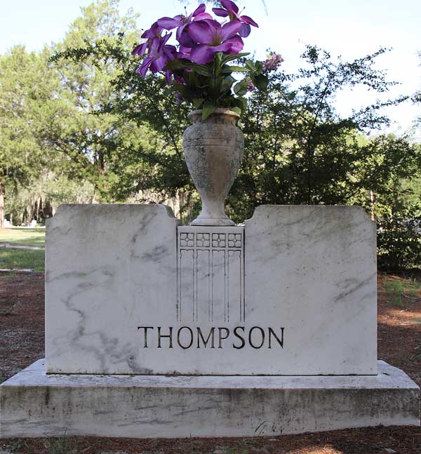  Thompson family Gravestone Photo
