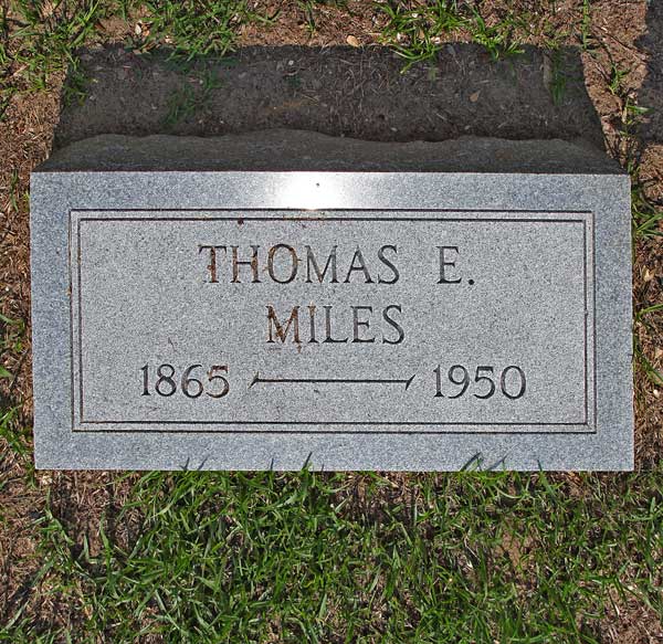 Thomas E. Miles Gravestone Photo