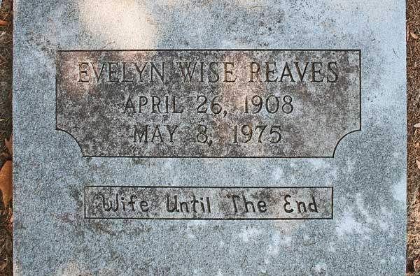 Evelyn Wise Reaves Gravestone Photo