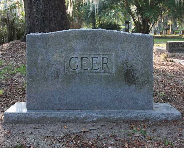  Geer Family Monument Gravestone Photo