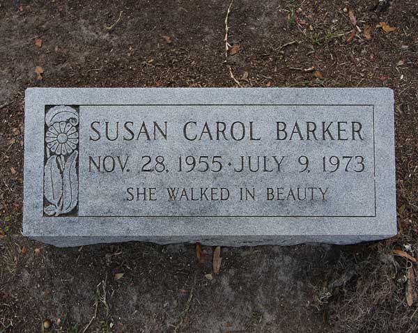 Susan Carol Barker Gravestone Photo