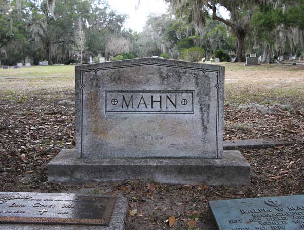  Mahn Gravestone Photo