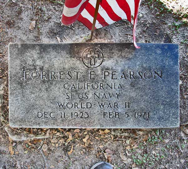 Forrest E. Pearson Gravestone Photo