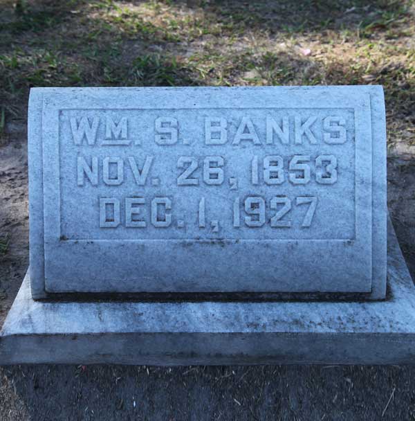 Wm S. Banks Gravestone Photo