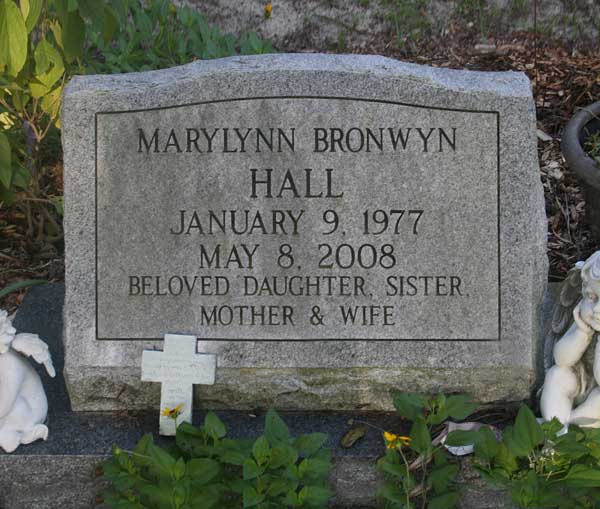 Marylynn Bronwyn Hall Gravestone Photo