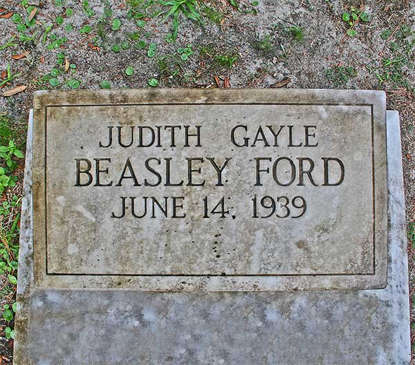 Judith Gayle Beasley Ford Gravestone Photo