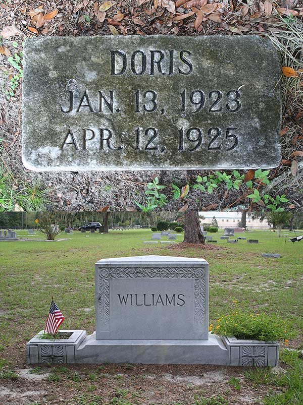 Doris Williams Gravestone Photo