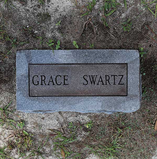 Grace Swartz Gravestone Photo