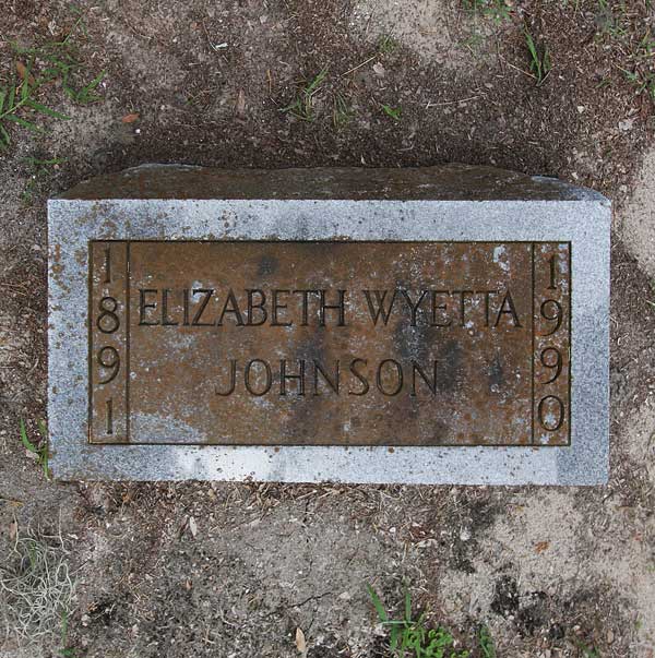 Elizabeth Wyetta Johnson Gravestone Photo