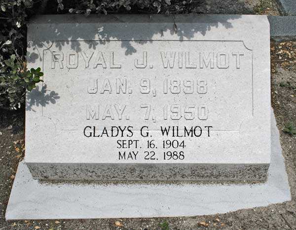 Royal J. & Gladys G. Wilmot Gravestone Photo