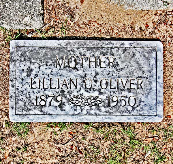 Lillian O. Oliver Gravestone Photo
