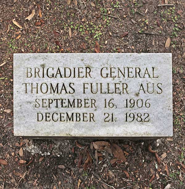 Thomas Fuller Gravestone Photo