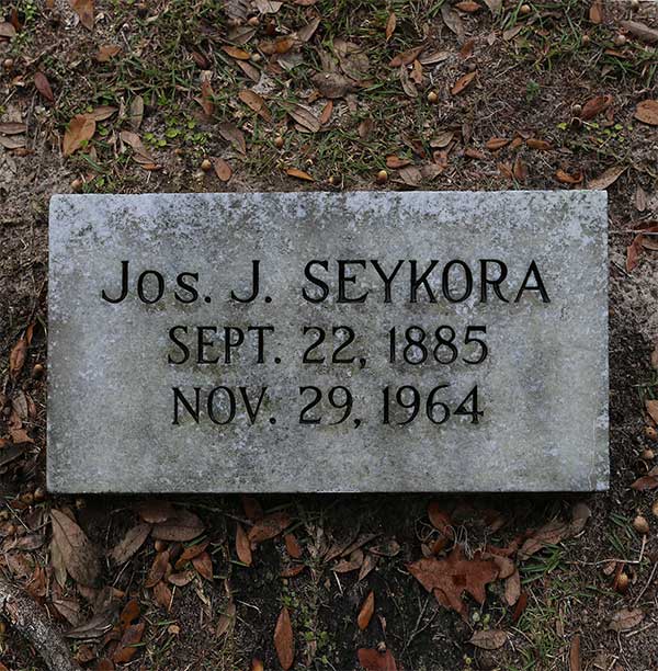 Jos. J. Seykora Gravestone Photo