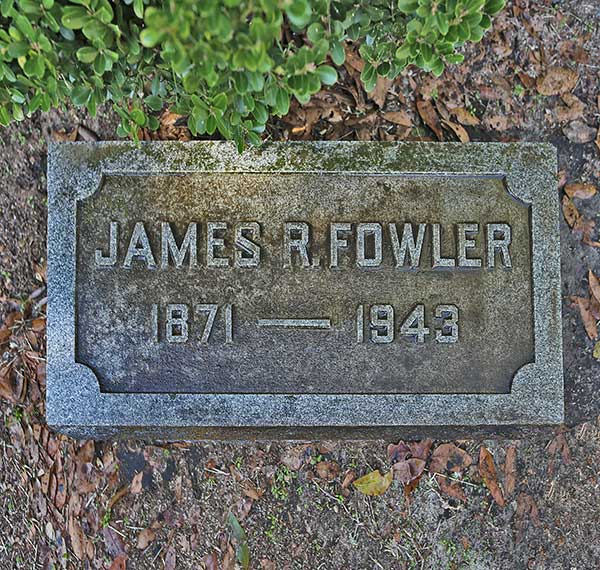 James R. Fowler Gravestone Photo