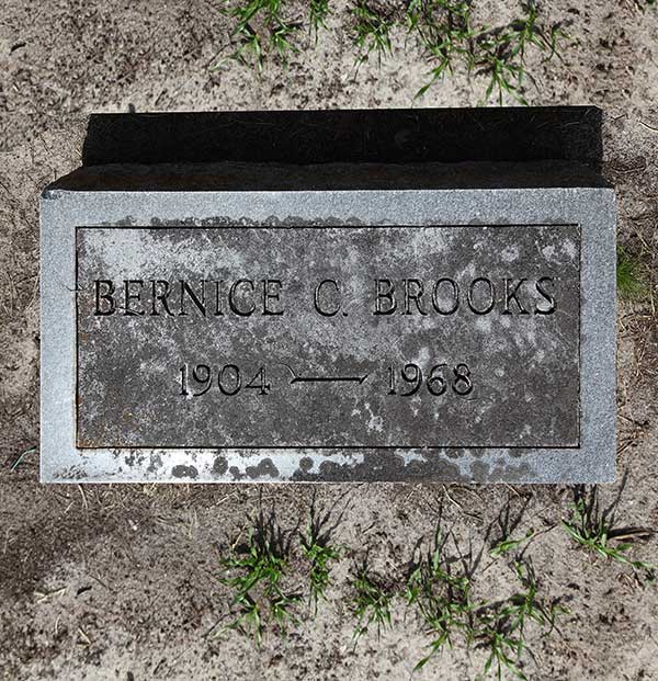 Bernice O. Brooks Gravestone Photo