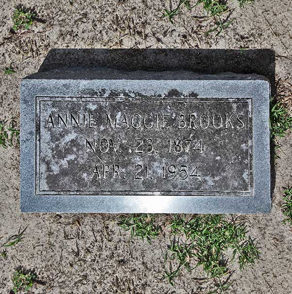 Annie Maggie Brooks Gravestone Photo