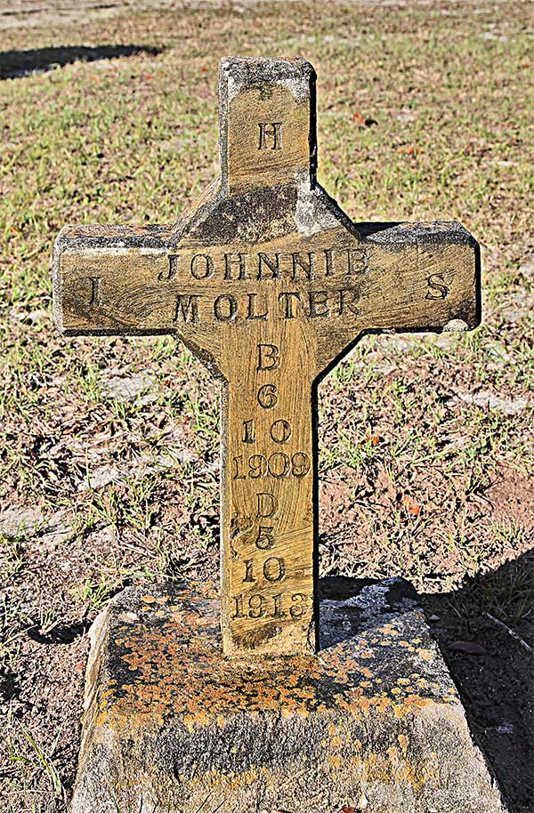 Johnnie Molter Gravestone Photo