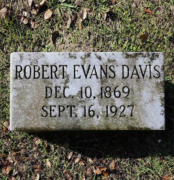 Robert Evans Davis Gravestone Photo