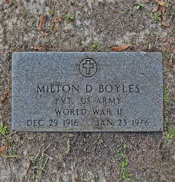Milton D. Boyles Gravestone Photo