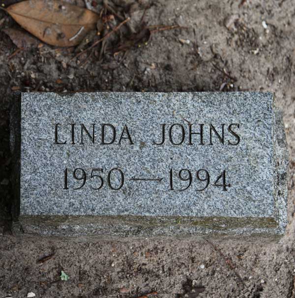 Linda Johns Gravestone Photo