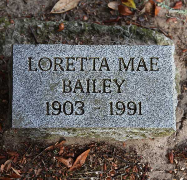 Loretta Mae Bailey Gravestone Photo