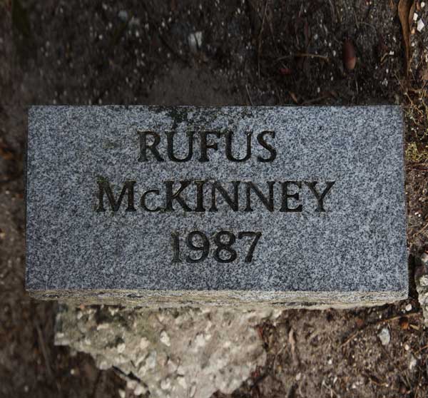 Rufus McKinney Gravestone Photo