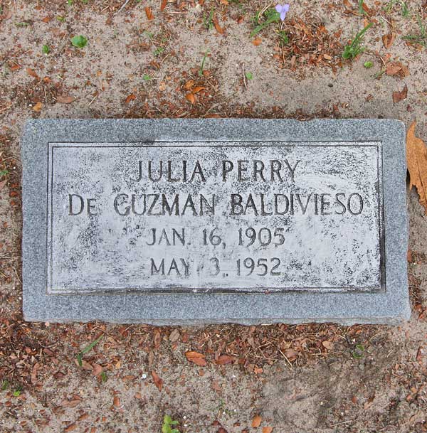 Julia Perry De Guzman Baldivieso Gravestone Photo