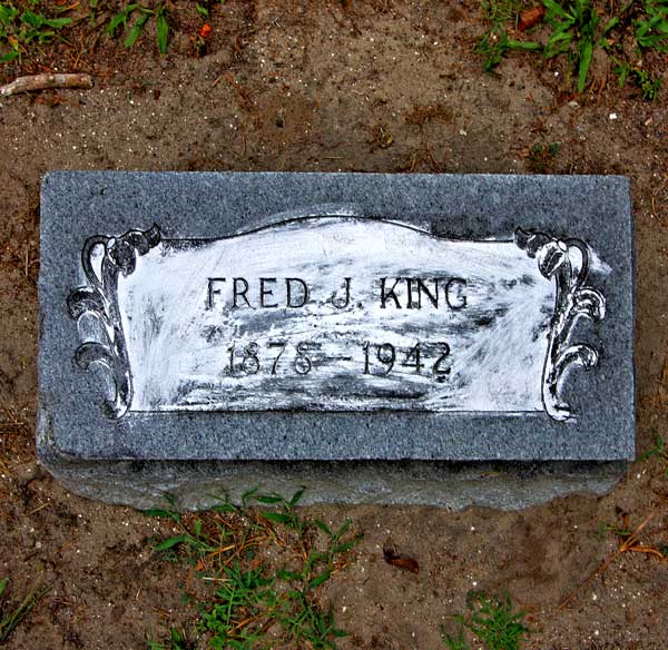 Fred J. King Gravestone Photo