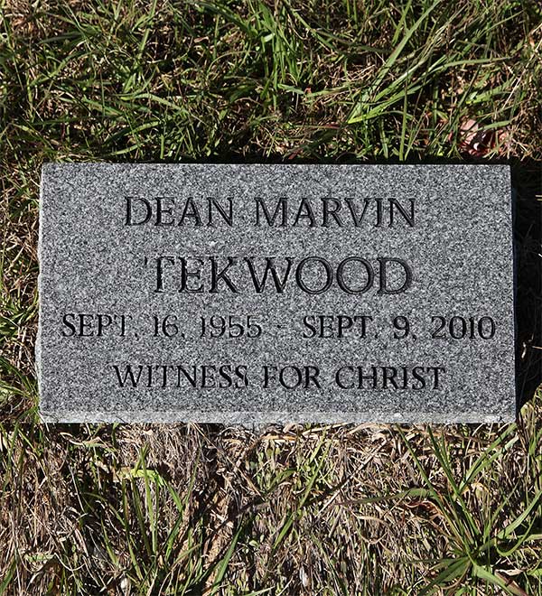 Dean Marvin Tekwood Gravestone Photo