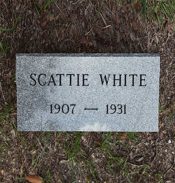 Scattie White Gravestone Photo