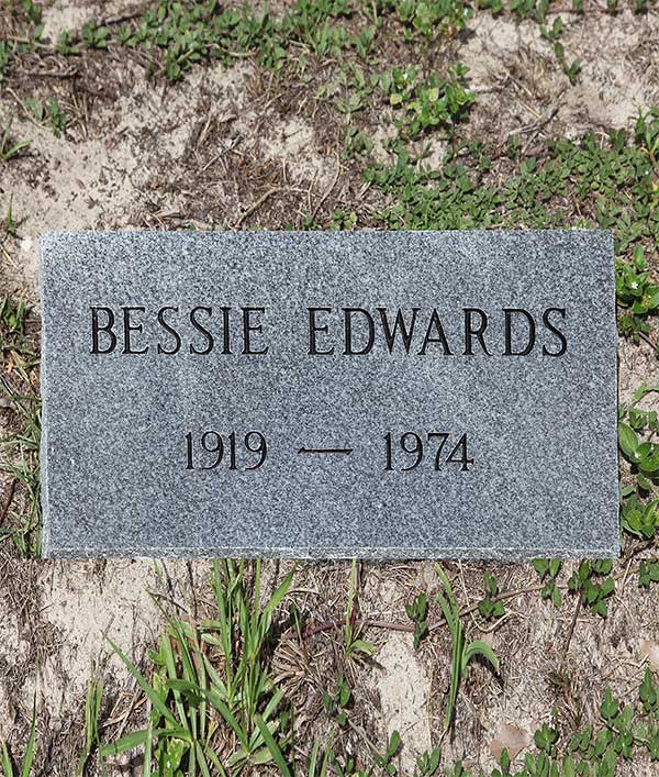 Bessie Edwards Gravestone Photo