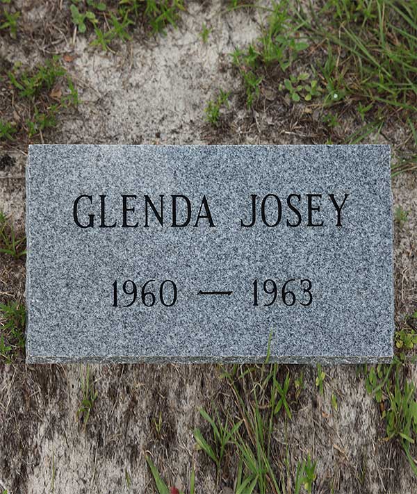 Glenda Josey Gravestone Photo
