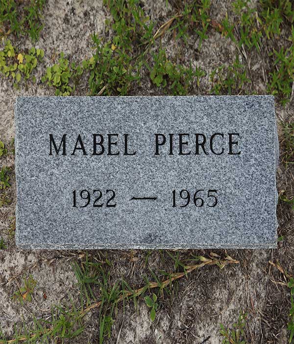 Mabel Pierce Gravestone Photo