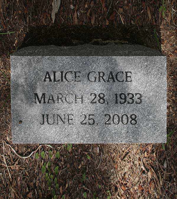 Alice Grace Gravestone Photo