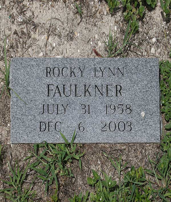 Rocky Lynn Faulkner Gravestone Photo