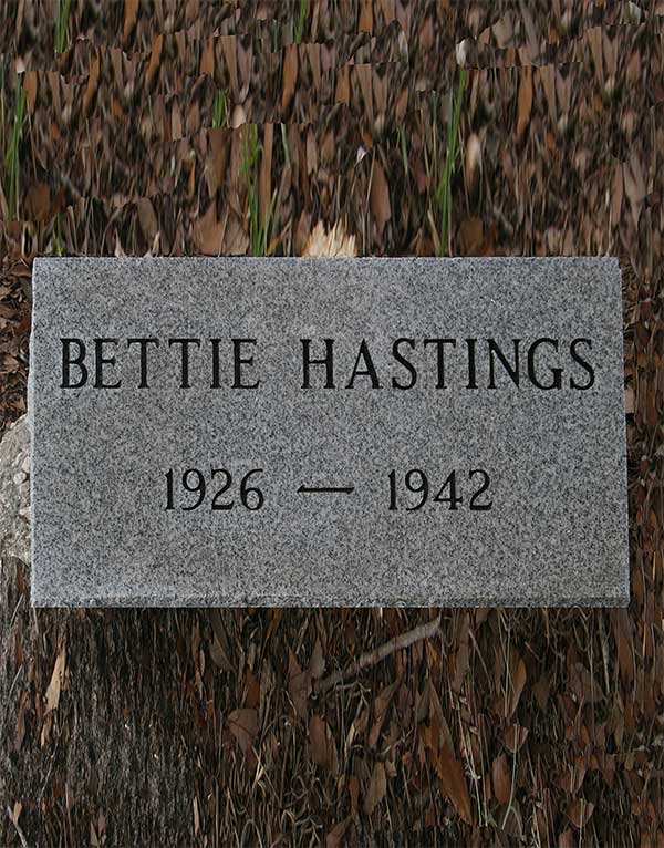 Bettie Hastings Gravestone Photo
