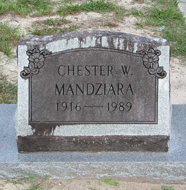 Chester W. Mandziara Gravestone Photo