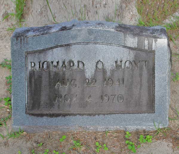 Richard O. Hoyt Gravestone Photo